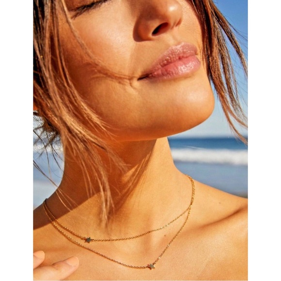 Jennifer Zeuner Jewelry Jewelry - Jennifer Zeuner Gold Jewelry Star Double Necklace